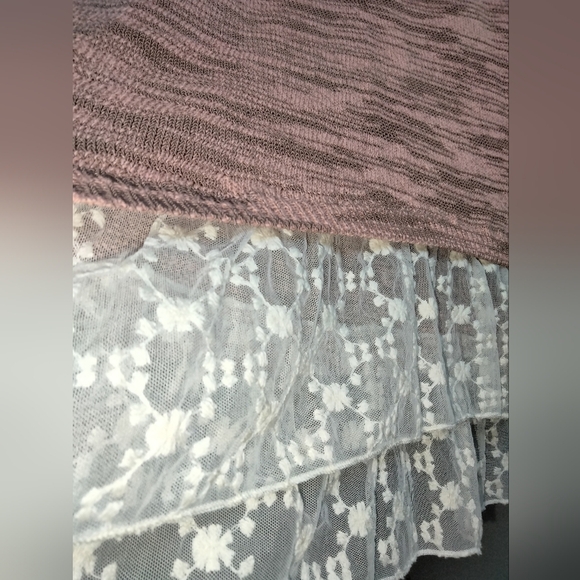 LOGO by Lori Goldstein (Size M) Pink Knit & Lace Trim Sweater Vest Tunic - Picture 5 of 9